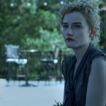 Julia-Garner-as-Ruth.jpg